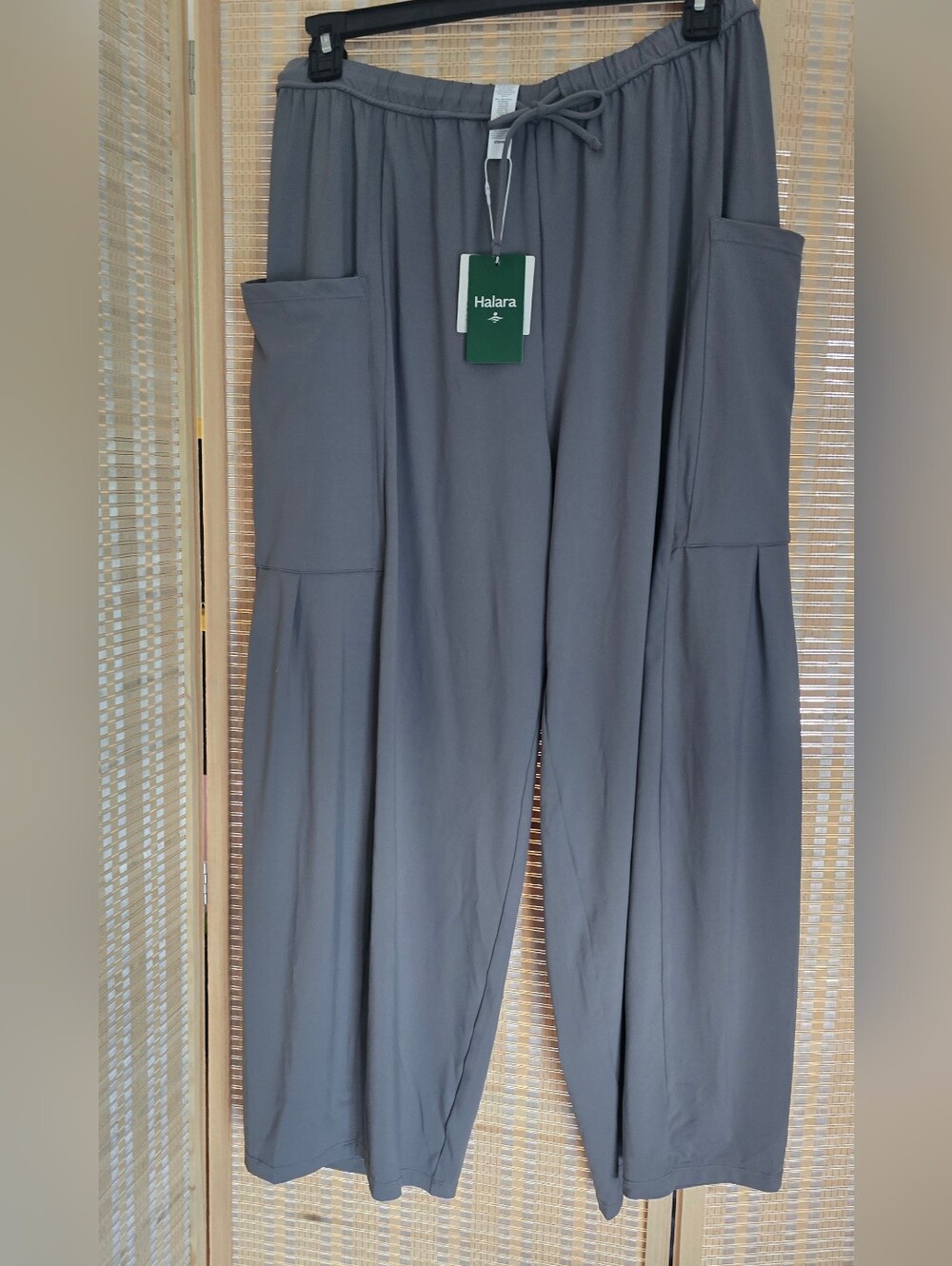 NWT Halara Gray Wide Leg Cargo Lounge Pants Drawstring Pockets Size Large